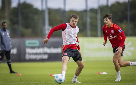 Fortuna D Sseldorf Sorgen Um F St Rmer Kownacki Nehmen Nach