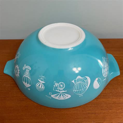 Pyrex Hot Air Balloon Chip And Dip Set 444 Bowl Etsy