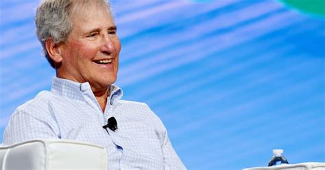 Украинском выйдет бестселлер "Тренер на триллион. Правила лидерства ...