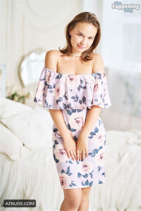 Yenn Cat Sexy And Nude Poses Her Sexual Pussy Butt And Tits In Floral Flirt Photoshoot Aznude