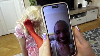 Roxana Se Burla Del Mariquita Cornudo En El Chat Con Su Semental Negro Xvideos