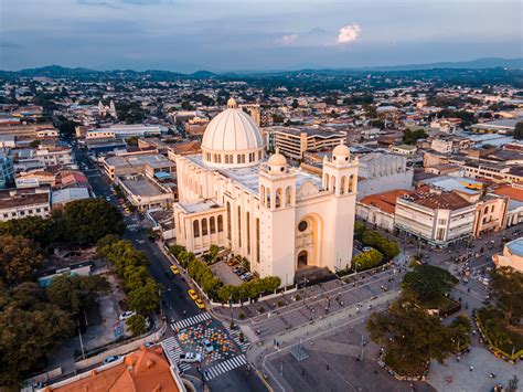 19 Best Places To Visit in El Salvador in 2025 - Traveltomtom.net