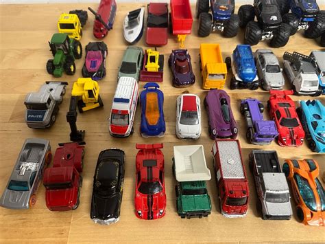 Spielzeug Auto Flieger Hot Wheels Siku Matchbox Kaufen Auf Ricardo