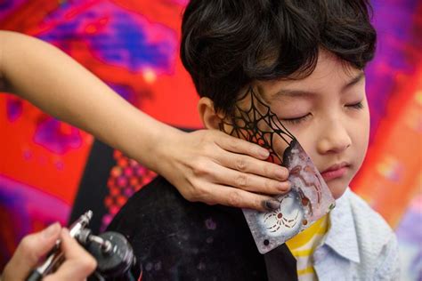 Hot Toys X Sesame Note