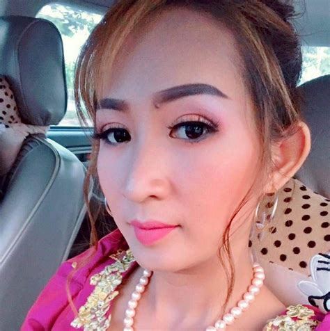 Srey Naii Online Shop