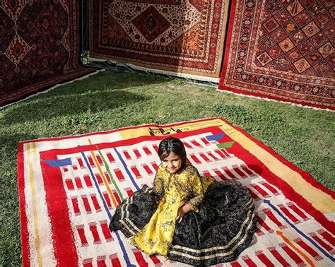 Persian Clothing: A Rich Combination of Colors and Patterns - To Iran Tour