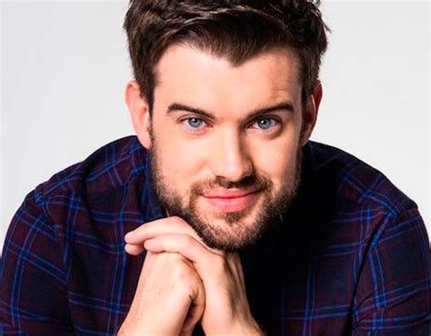 Cr Ticas Al Primer Personaje Gay De Disney Un Hetero Har De Gay Con Pluma Cromosomax