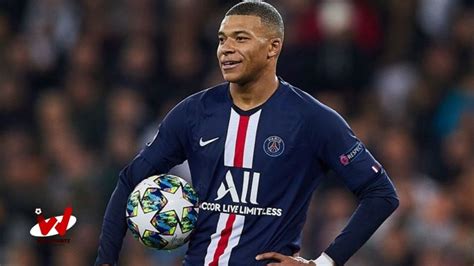 Kylian Mbappe Age, Wiki, Height, Family, Biography, Girlfriend, Career