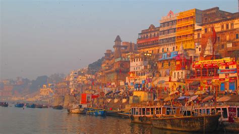 31 Best Tourist Attractions And Places To See In Varanasi