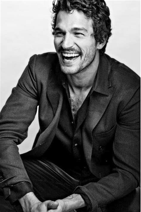 I LOVE MODELS MANAGEMENT - Paul Kelly