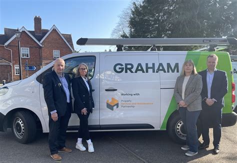 How to Get to St Vincent Street in Glasgow by Bus, Rail, or Train 16