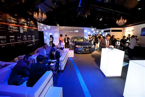 bmw  launch singapore kingsmen ooh media alternative marketing