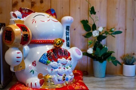 The Complete Guide to Lucky Cat Color Meanings and Their Symbolism ...