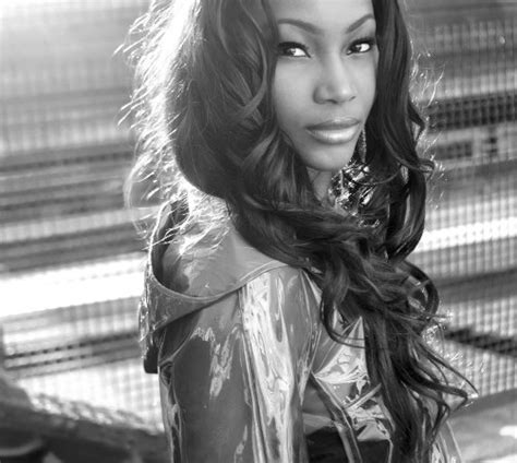 Ọmọ Oódua Fashion See hot new photos Of Top model Isio Wanogho