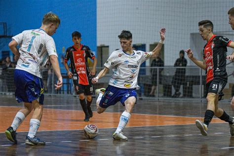 Associa O Timb Futsal Batalha At O Final Mas Superada Pelo Jec