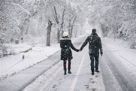 Couples walking, Winter photoshoot, Winter pictures