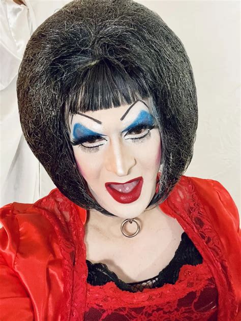 Heavy Makeup Slut Hot In Red In January Pics XHamster