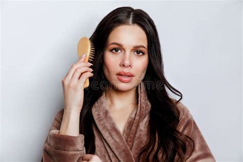 Brunette Woman Brushing Beautiful Healthy Long Hair With Brush Stock Image Image Of Hairdo