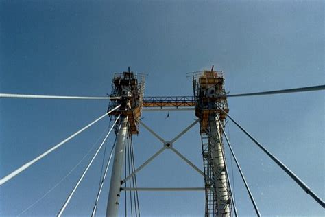 Nelson Mandela Bridge (Johannesburg, 2003) | Structurae