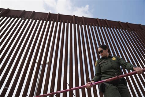 To ease border surge, Dems urge Biden to end Trump’s Venezuela policy ...