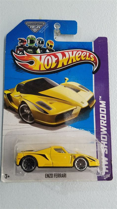 Hot Wheels Ferrari Enzo Toy Car Display