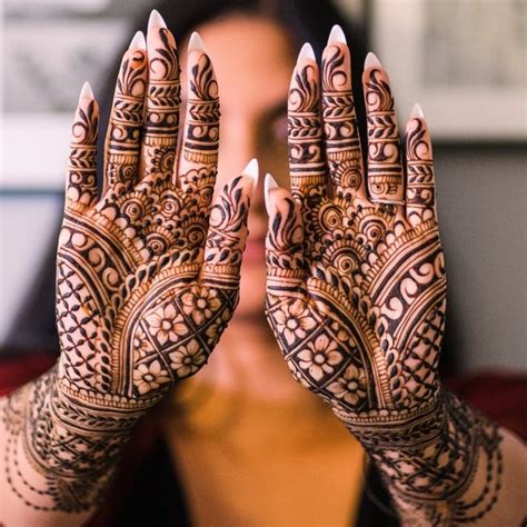 160 Simple Mehndi Designs Perfect For Minimalist Brides Shaadiwish