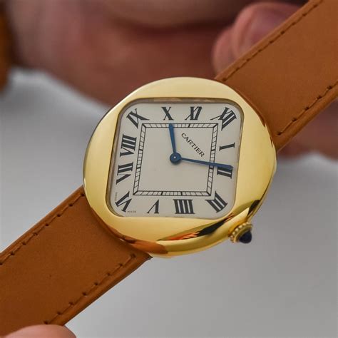 Hands-On - The Cartier Pebble Watch Re-Edition (Specs & Price)