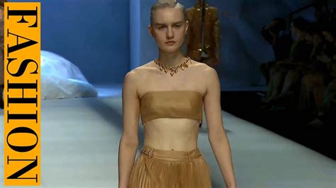 Lingerie 内衣秀 fashion SS 中国国际时装周 D MARTINA QUEEN丁洁应场穿衣 打破桎梏 天人合一 YouTube