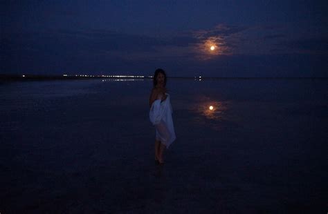 In The Moonshine Nude Pics Xhamster