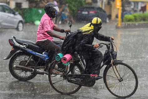 Heavy Rains In Tn Till Oct 16 As Cyclonic Circulation Forms Over Bay Of