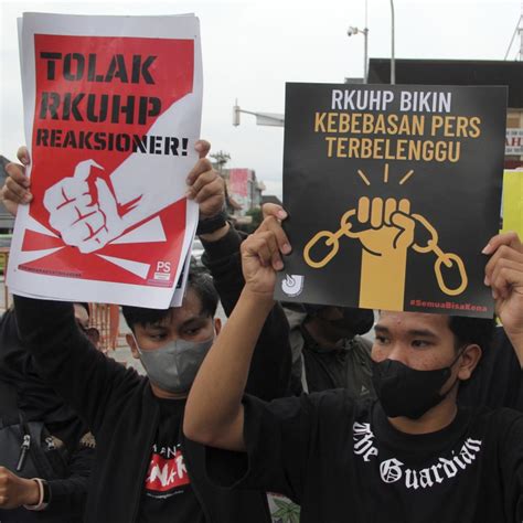 Indonesian Groups Decry ‘destruction Of Democracy As New Criminal Code