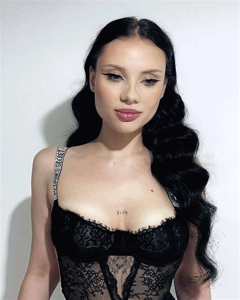 Emily Deepthroat Free Photos Nude Pics XHamster