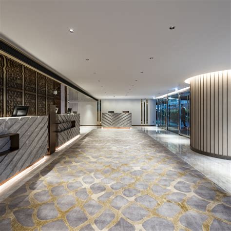 Royal Pacific Hotel Hotel Wing Lobby Nude