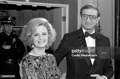 Donna Reed and husband Grover Asmus at the 1982 AFI Lifetime... News ...