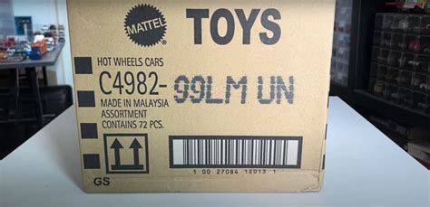 Inside The Hot Wheels Case M New Super Treasure Hunt Is A Nissan Autoevolution