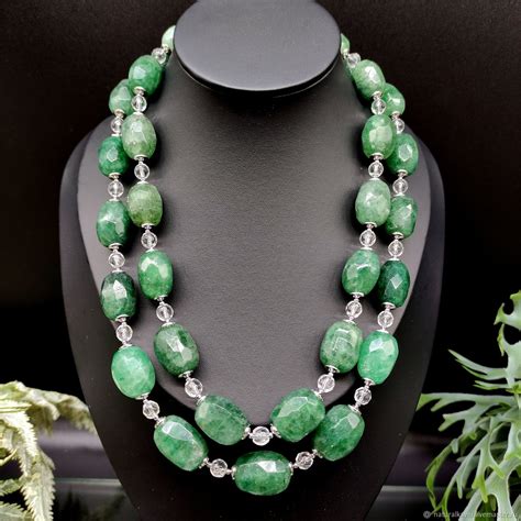 Колье двухрядное из африканского нефрита и горного хрусталя купить в ...