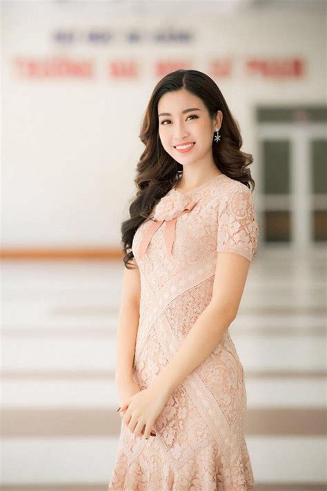 B Y Gi Hh M Linh M I B C V O Cu C Ua Khoe D Ng V I H Nh Nh Di N Bikini N Ng B Ng