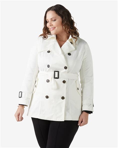 Riachuelo Casaco Feminino Plus Size Manga Longa Botões Branco Filipa