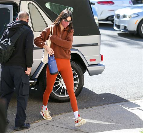 Kendall Jenner Flaunts Her Sweaty Pussy Cameltoe After Pilates 20 Photos The Fappening