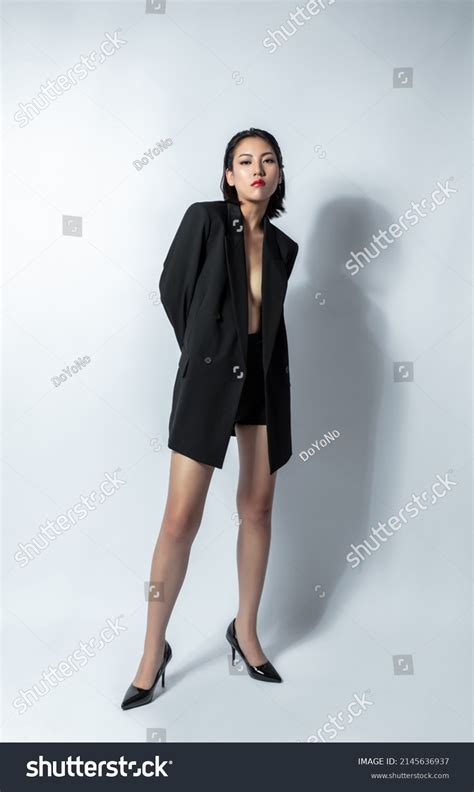 Sexy Model Posing Lingerie Stock Photo 2145636937 Shutterstock