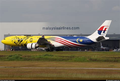 M Mtg Malaysia Airlines Airbus A Photo By Azimi Iahra Id