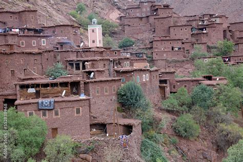 La Grande Travers E De Latlas Au Maroc Jours De Marche Travers E