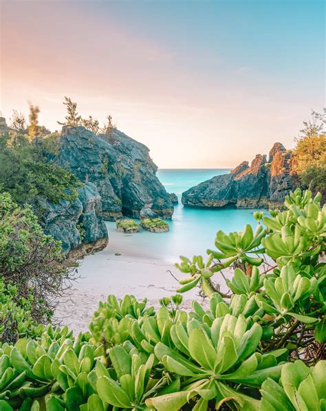 8 Tips To Know Before Visiting Bermuda - Hand Luggage Only - Travel