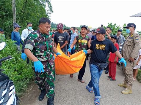 Geger Penemuan Mayat Tanpa Identitas Nyangkut Di Sungai