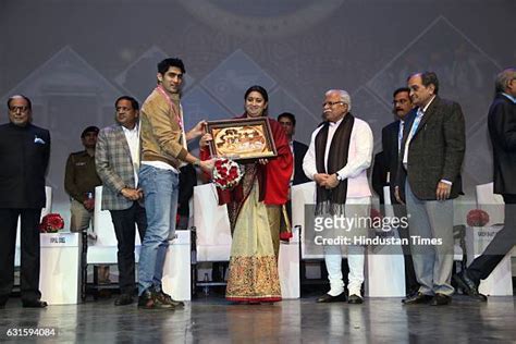 Cm Manohar Lal Khattar Photos And Premium High Res Pictures Getty Images