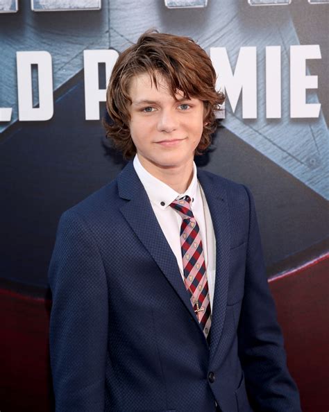 Ty Simpkins Oorlog Van De Werelden 121 Ty Simpkins 2013 Stock Photos,
