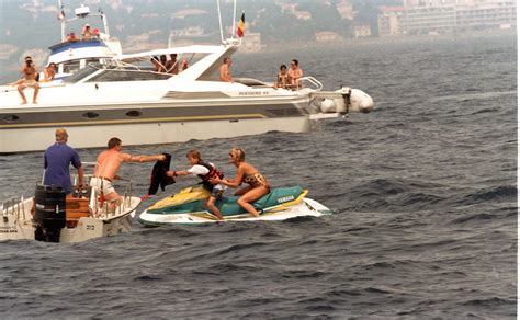 See Photos Of Princess Diana On Mohamed Al Fayeds Yacht In Saint