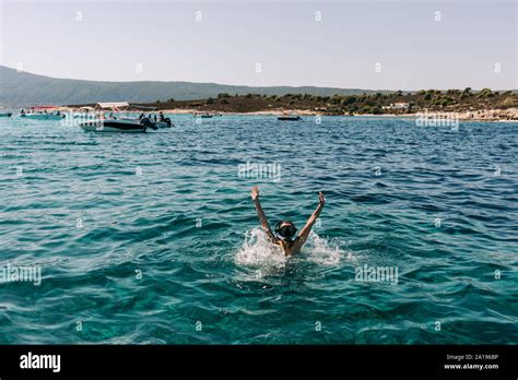 Sous Marine Bikini Girl Plongeur Tuba Banque De Photographies Et Dimages Haute R Solution Alamy