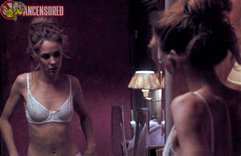 Marianne Hagan Nude Pics Pagina 1