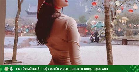 Mặc bộ đồ bay màu nude ở Tràng An 9X Quảng Ninh được khen gợi cảm có chừng mực
